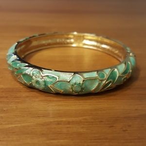 Green & Gold Floral Clasp Bracelet